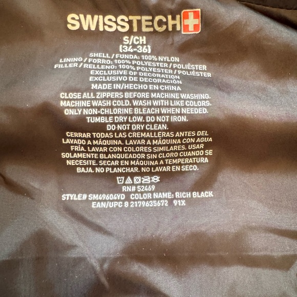 Swiss Tech Black Quilted Jacket - Picture 4 of 7